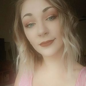 Meet your Posher, Alissa